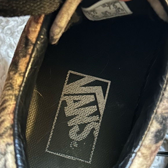 Old School Floral Print Vans - Picture 7 of 8